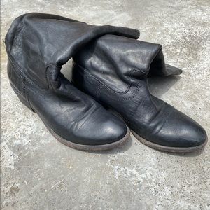 Frye ‘Carson’ boot